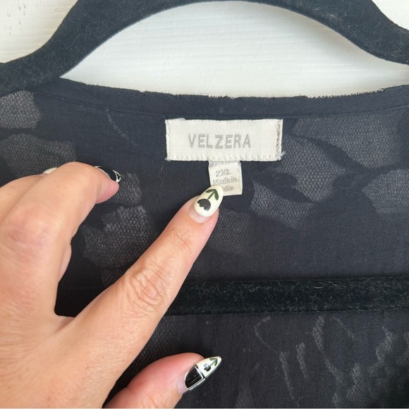 Velzera black lace mini dress size 2x - Picture 3 of 5